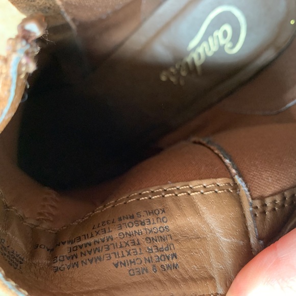 Cute Brown Booties - Picture 3 of 4